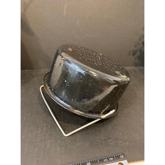 Vintage Black Speckled Enamel 6” Steamer Basket with Handle - Picture 7 of 11